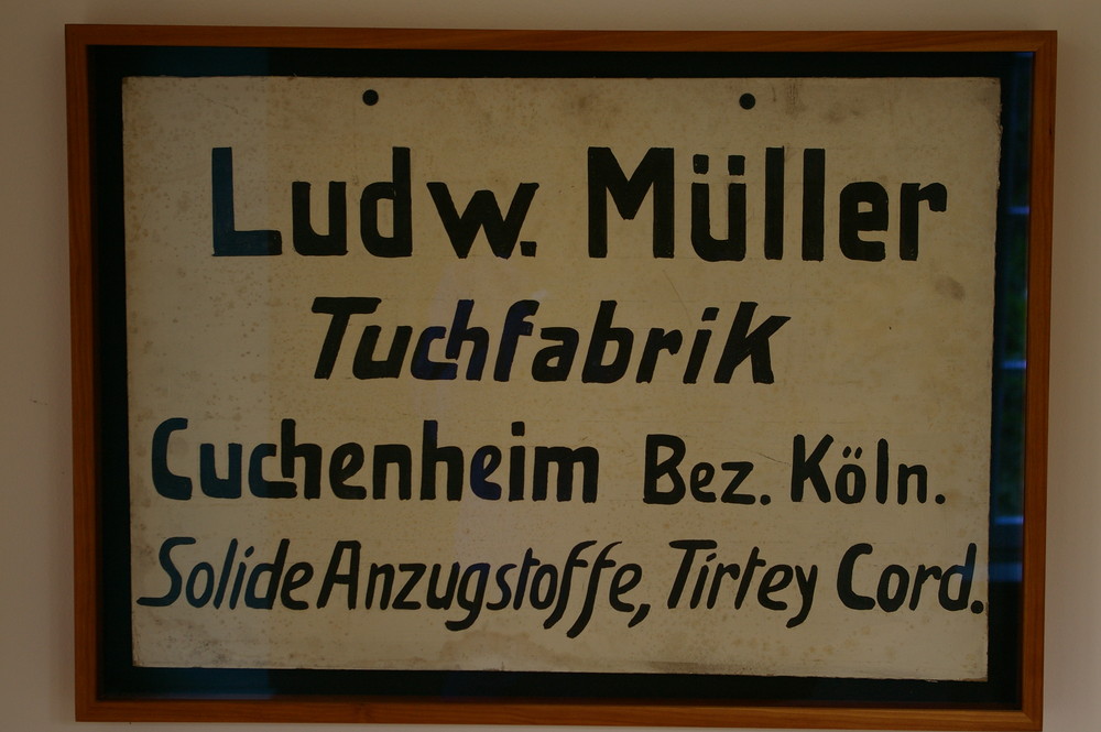 Altes Firmenschild