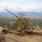 Altes Flakgeschütz auf Kreta aus dem Zweiten Weltkrieg