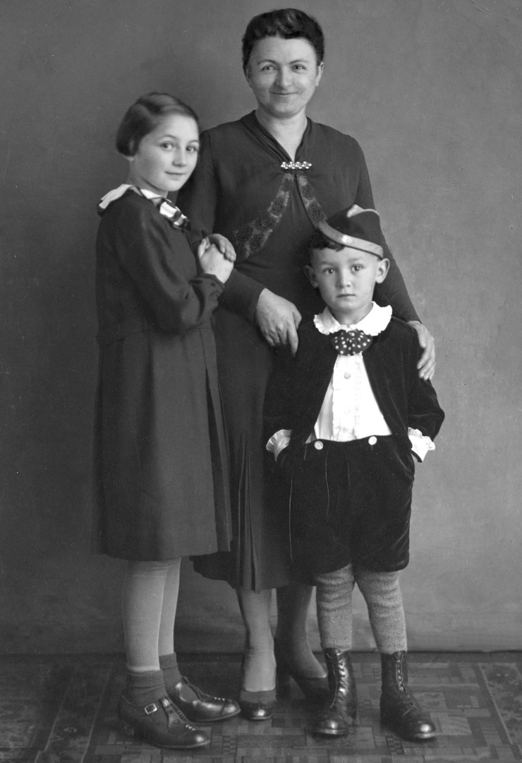 Altes Foto: Familienfoto 1940