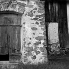 altes Gemäuer - alte Tür