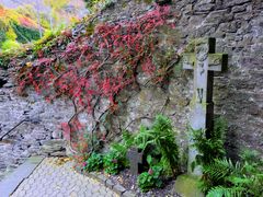 Altes Grabkreuz in Zell/Mosel