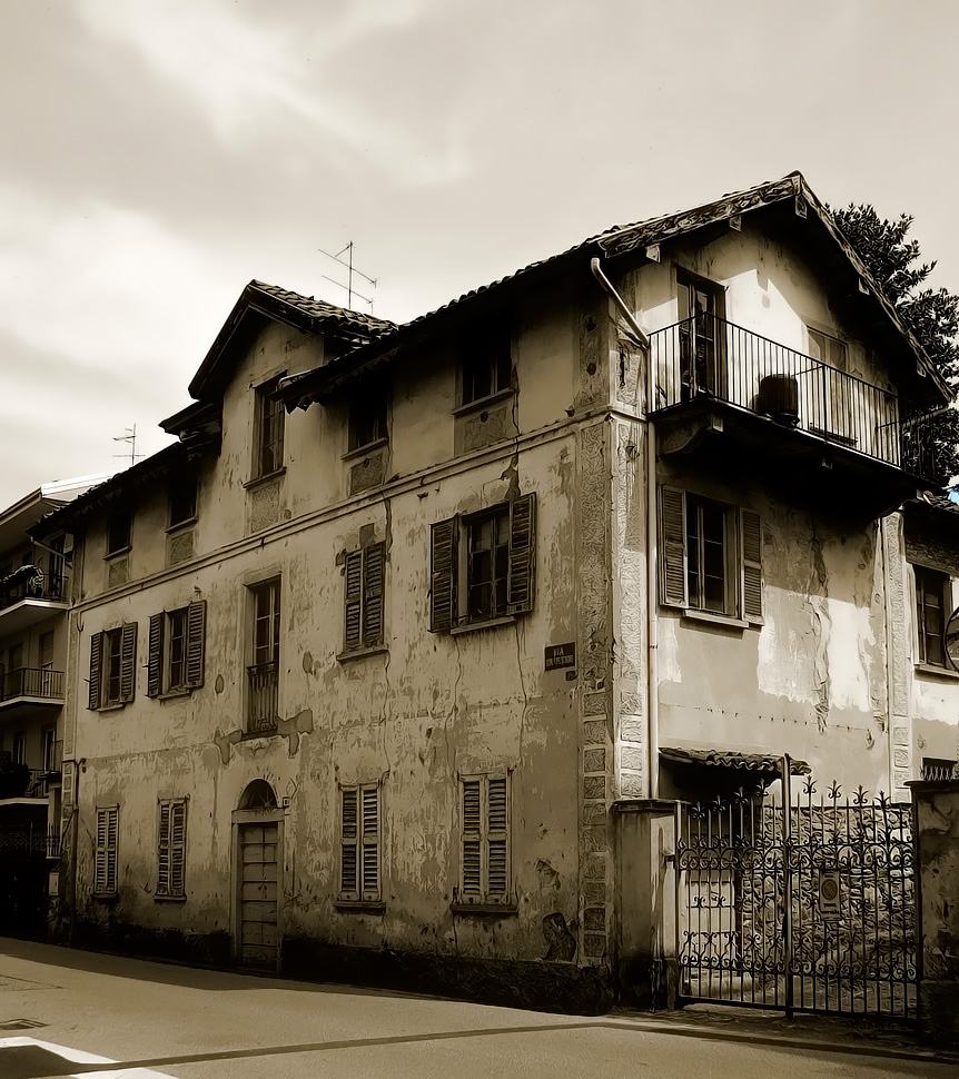 altes Haus in Stresa