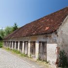 Altes Haus mit vielen Eingängen