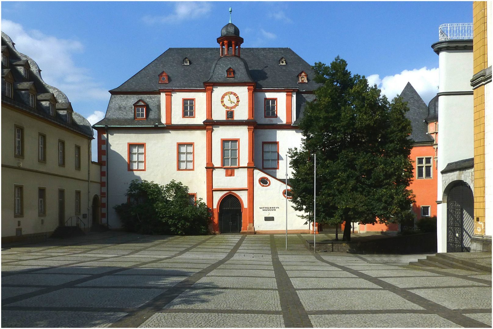 Altes Kauf- und Danzhaus in Koblenz (ehem.Sitz des Mittelrheinmuseums)