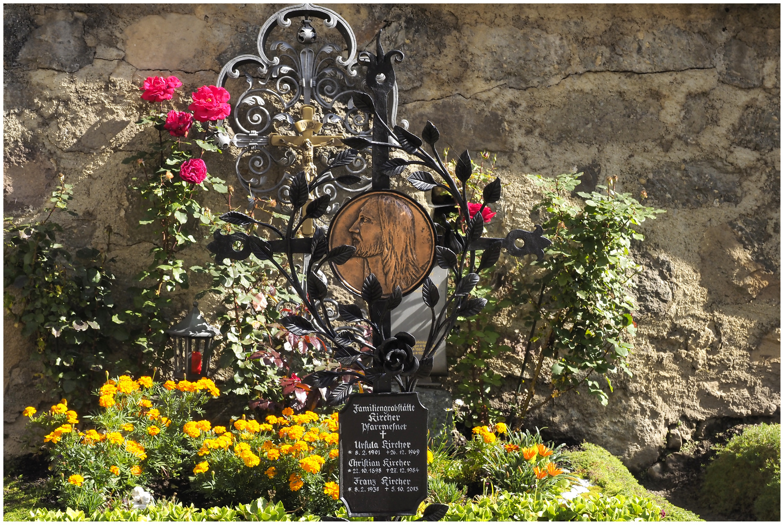 Altes Kreuz am Friedhof von Sexten