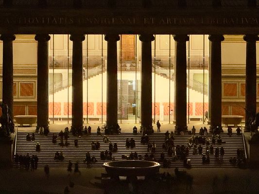 Altes Museum bei Nacht