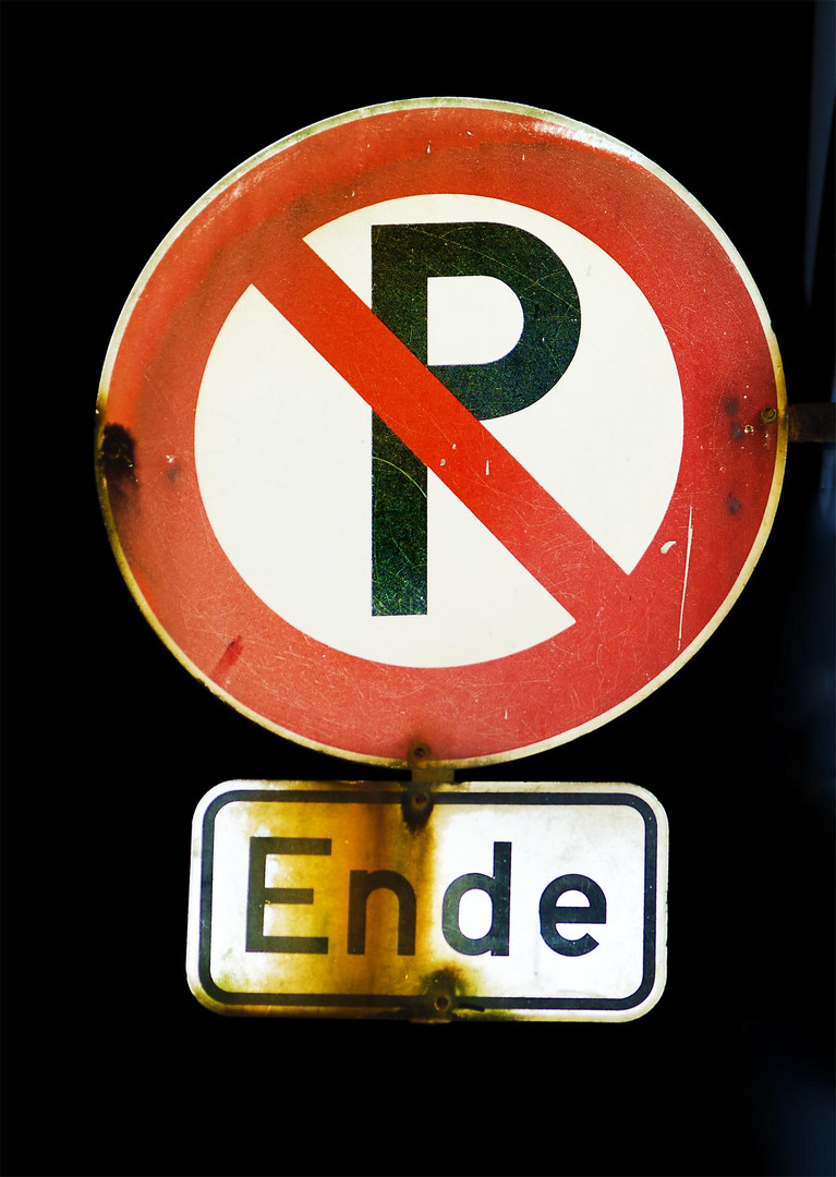 Altes Parken Verboten Schild