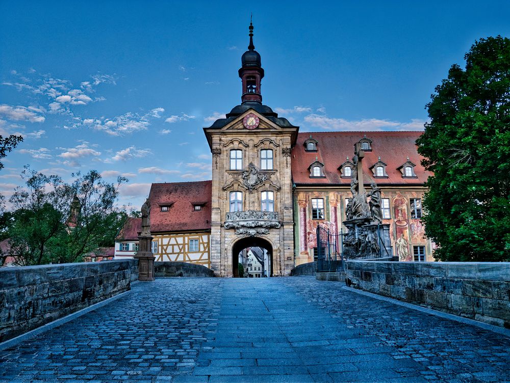 Altes Rathaus am Morgen