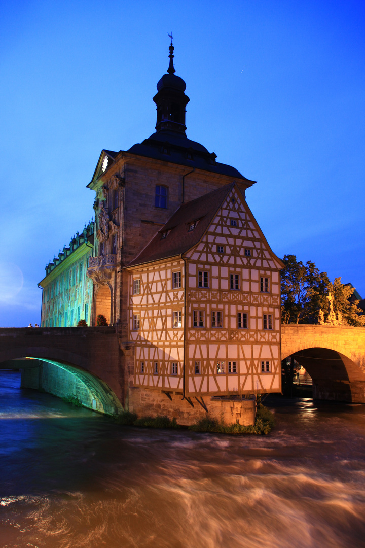 Altes Rathaus Bamberg bei Nacht