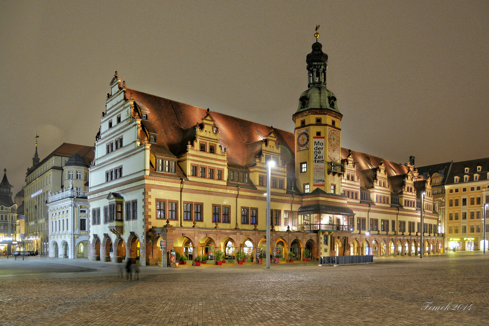 Altes Rathaus in Leipzig bei Nacht