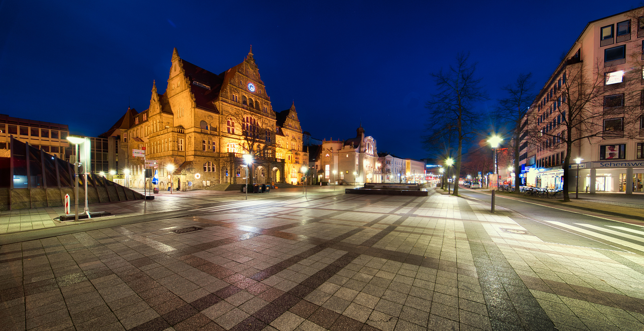 Altes Rathaus und Stadttheater