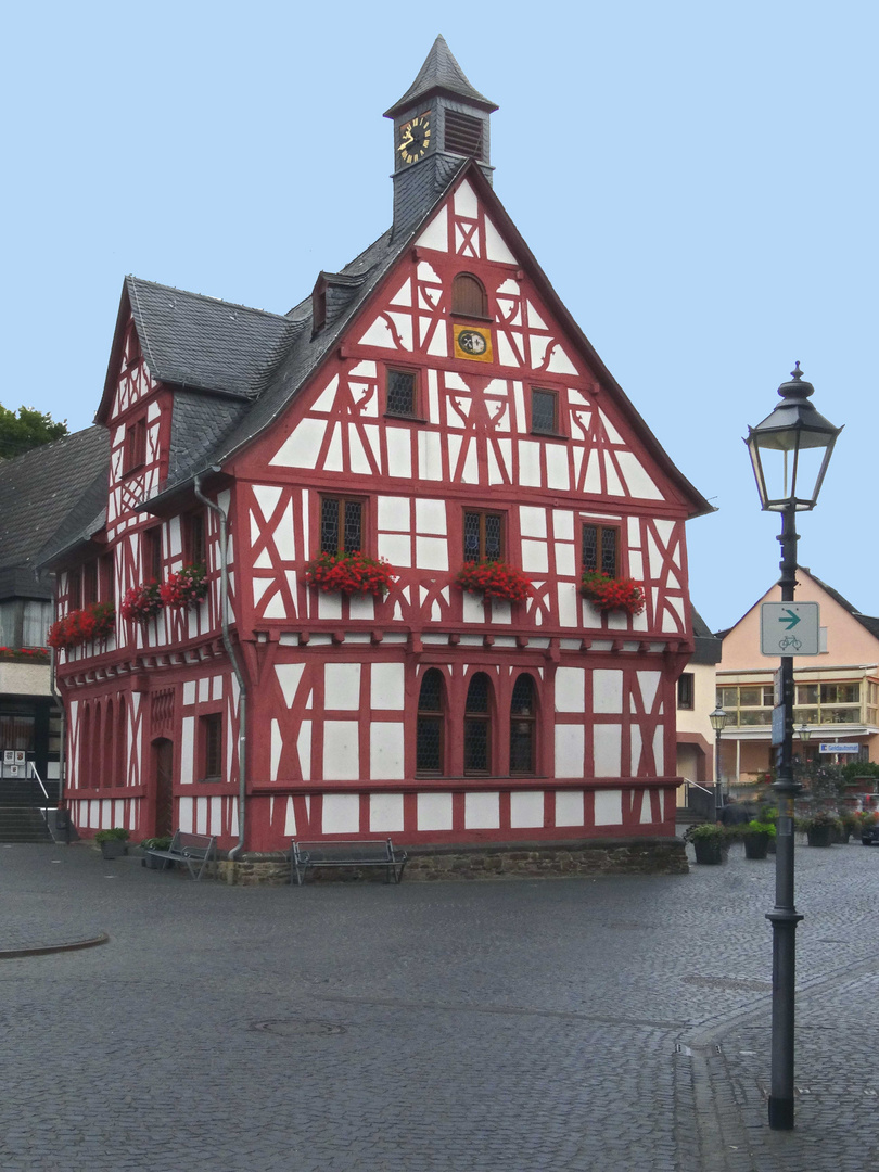 Altes Rathaus von Rhens am Rhein