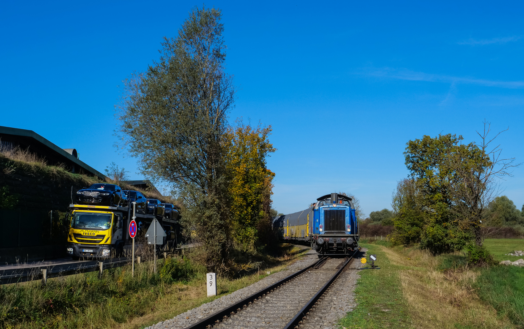 Altmann: Straße und Schiene