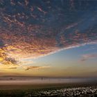 Altocumulus stratiformis und etwas Nebel