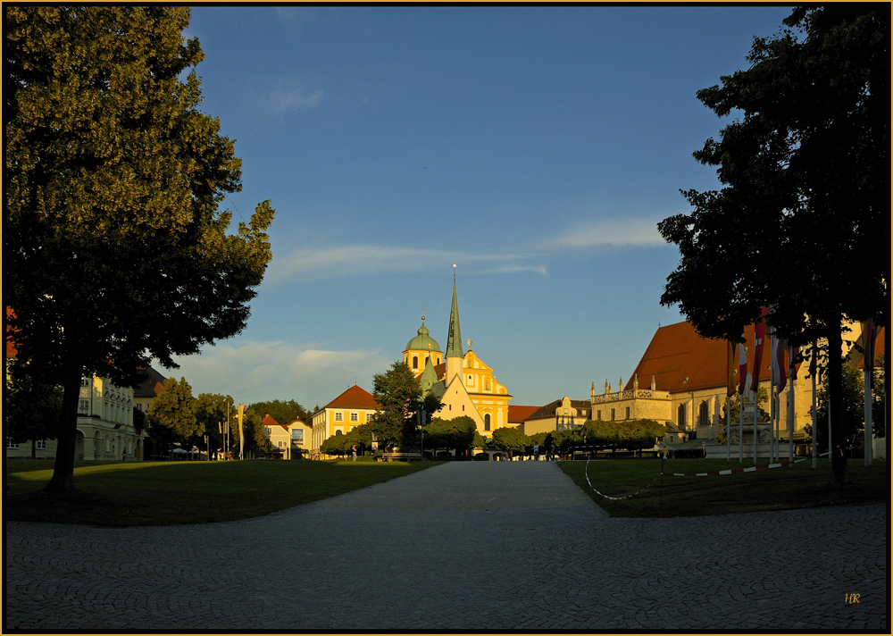 Altötting im Abendlicht.