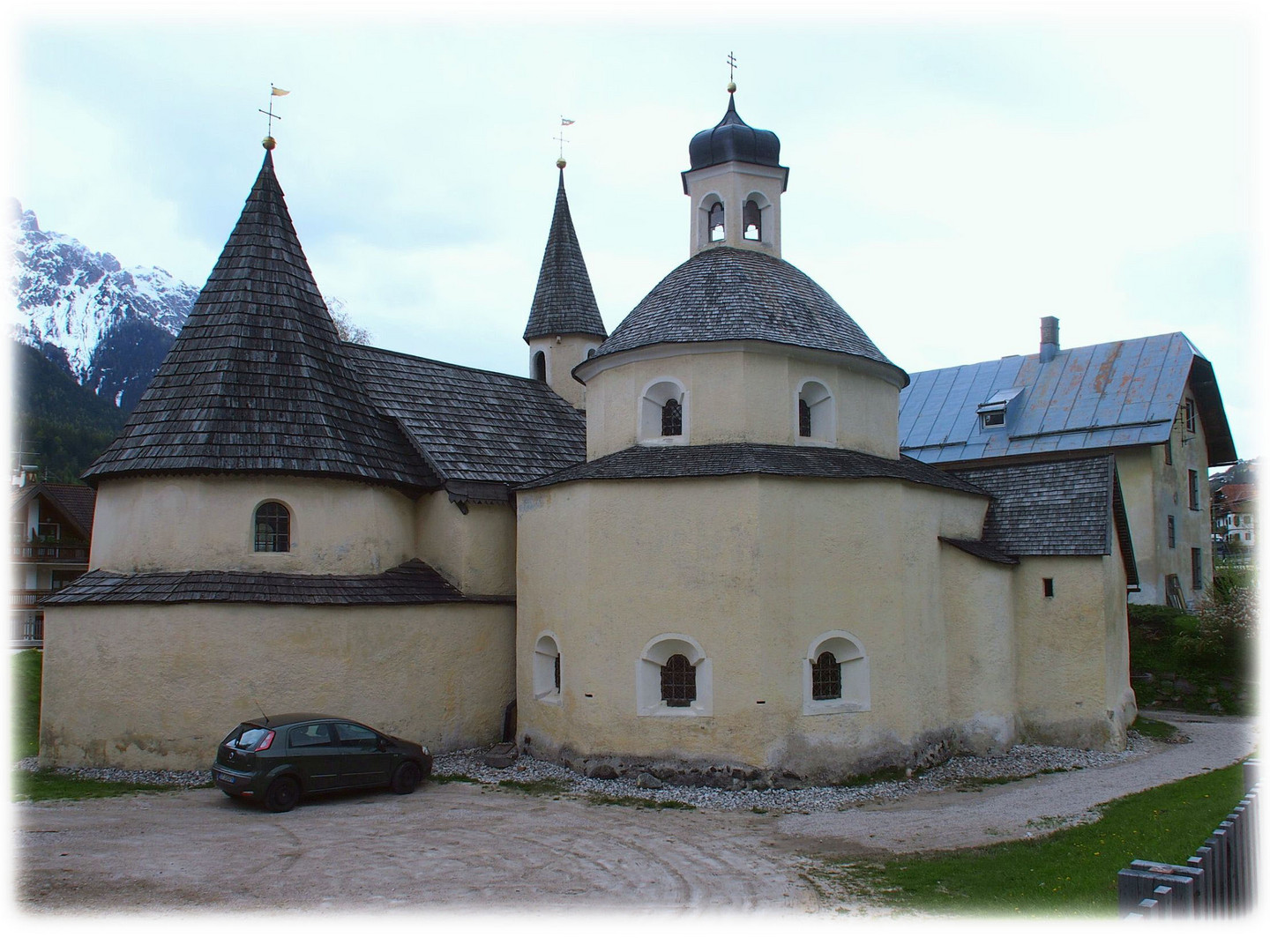 Altöttinger- und Heiliggrabkirche (Außerkirchl) in Innichen