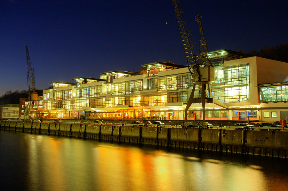 Altonaer Fischmarkt bei Nacht