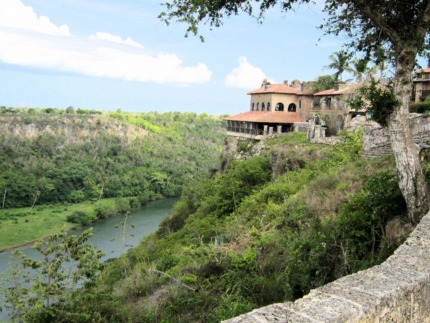 Altos de Chavon