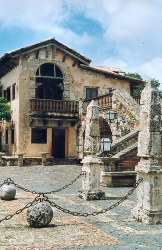 Altos de Chavon II