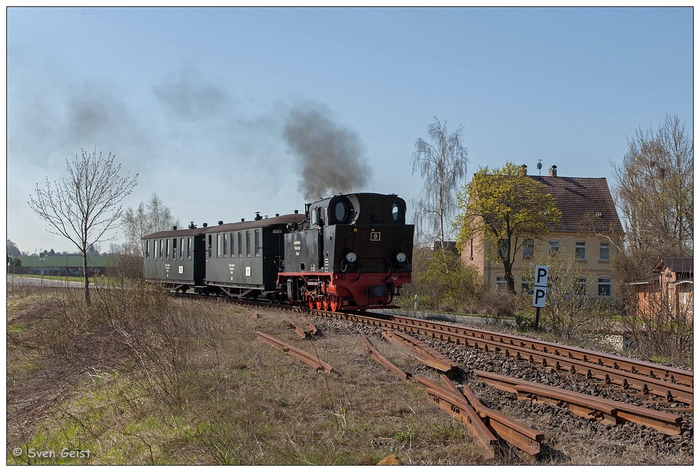 Altschienen auf dem Bahndamm bei Siersleben