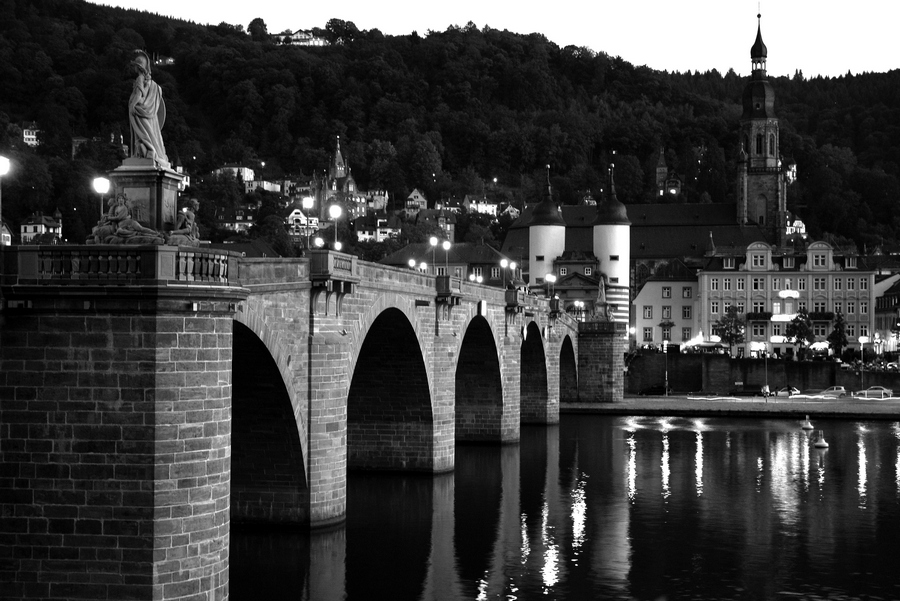 Altstadt bei Dämmerung