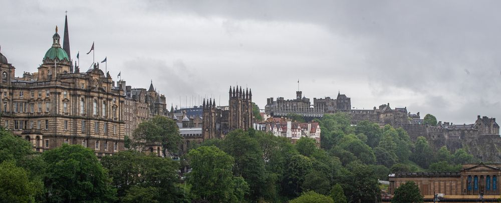 Altstadt-Panorama  -  Edinburgh/Schottland 