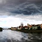 Altstadt Regensburg kurz vor dem Gewitter