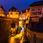 Altstadt Saarburg bei Nacht