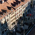 Altstadt von Bern - Häuser an der Münstergasse und das Seitenschiff des Münsters