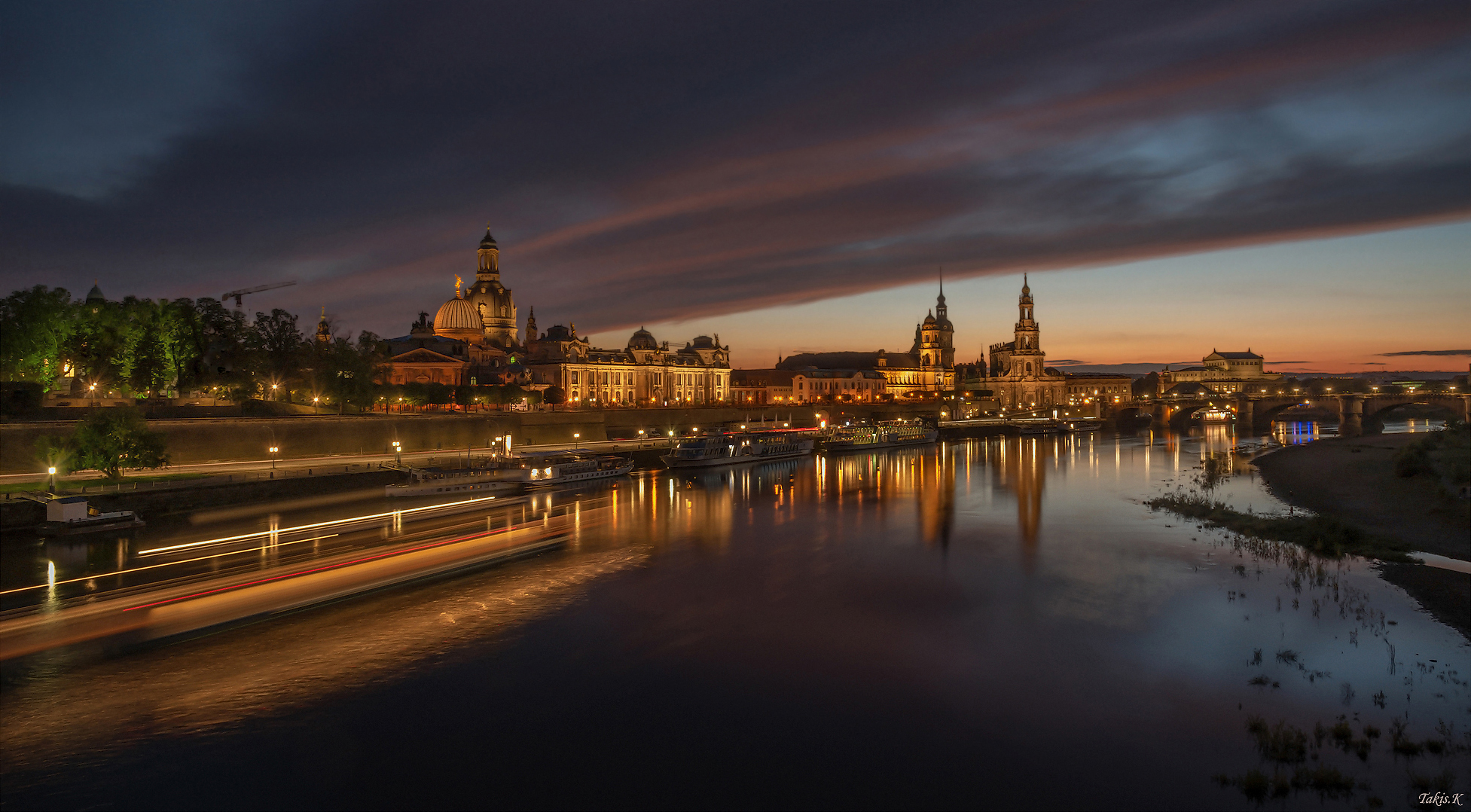 Altstadt von Dresden bei Nacht