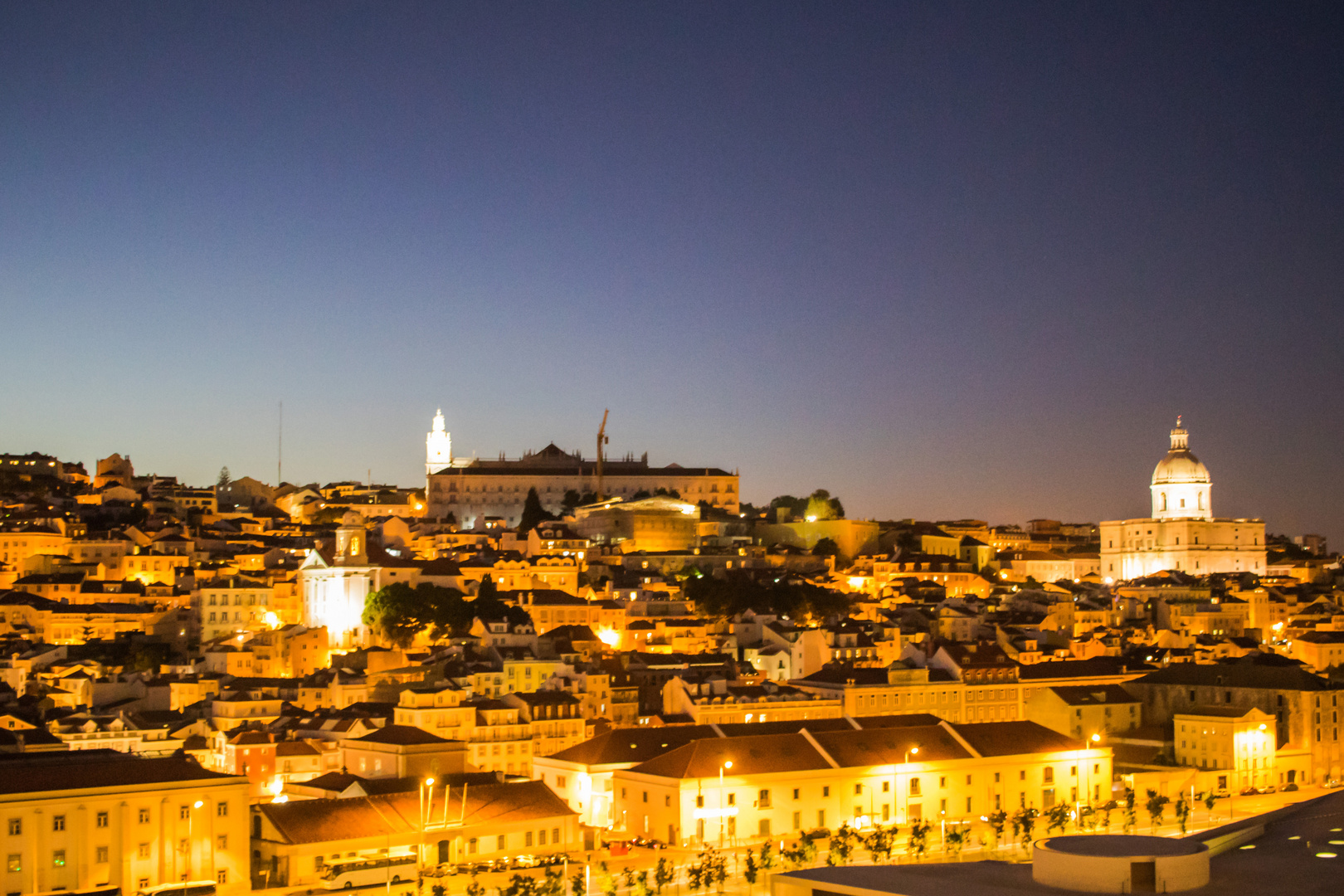 Altstadt von Lissabon am Abend