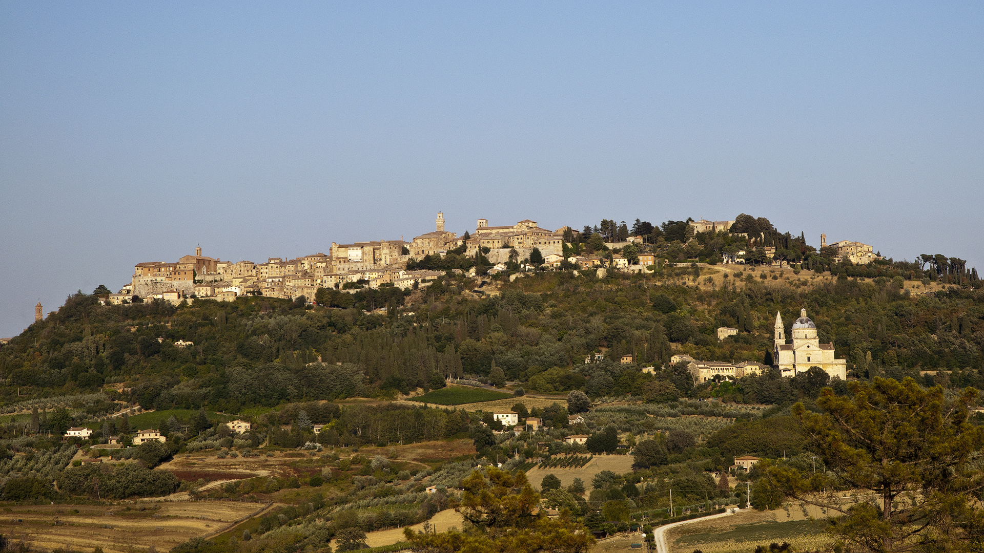 Altstadt von Montepulciano mit Madonna di San Biagio