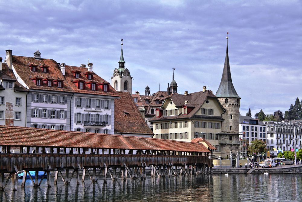 Altstadtblick mit Spreuerbrücke in Luzern