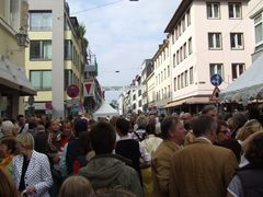 Altstadtfest in D´dorf - Einer passt noch.....Irgendwo