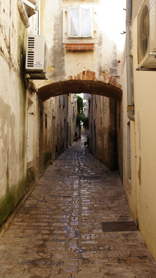 Altstadtgasse in Krk (Insel Krk)