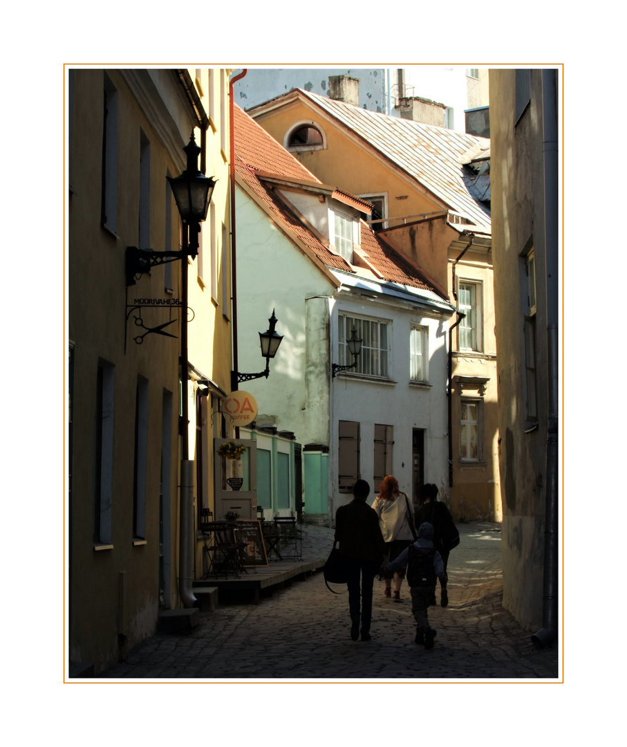 Altstadtgasse in Tallinn (Estonia)