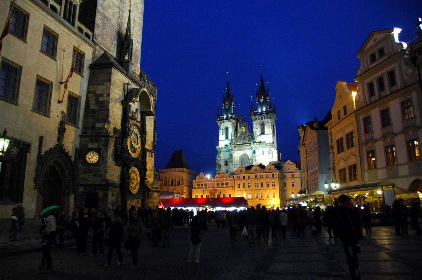 Altstädter Rathhaus und Teynkirche /Prag