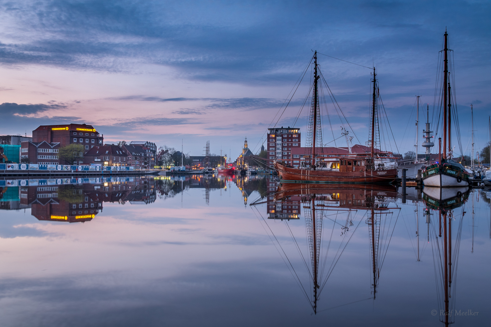 Am alten Binnenhafen in Emden