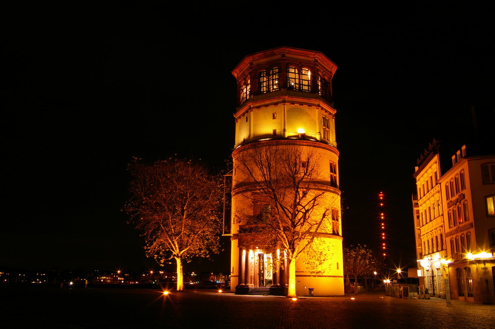 Am alten Schlossturm...