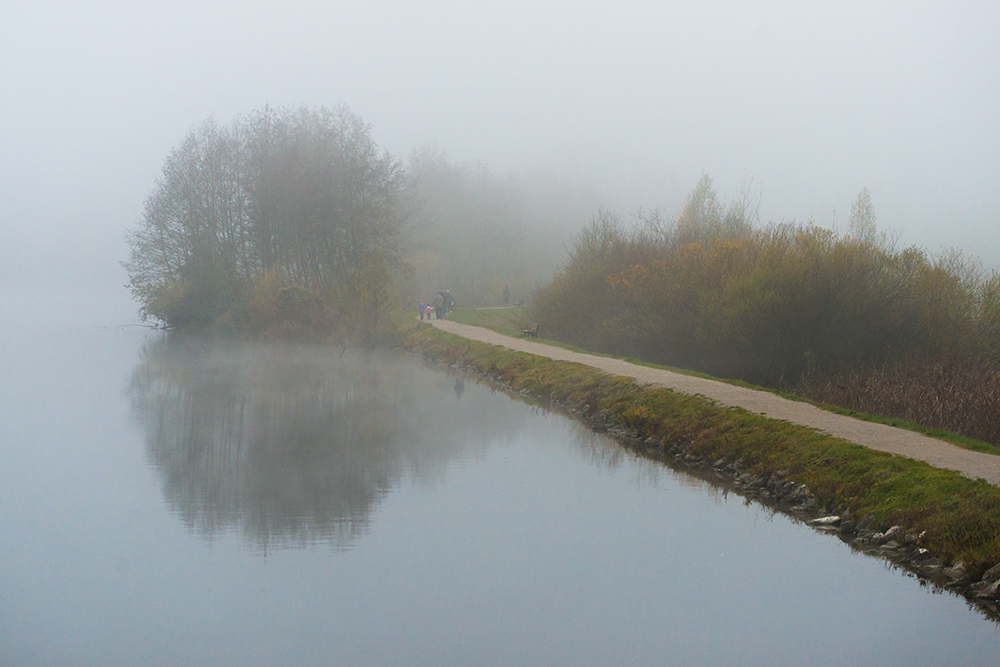 Am Amperstausee 2