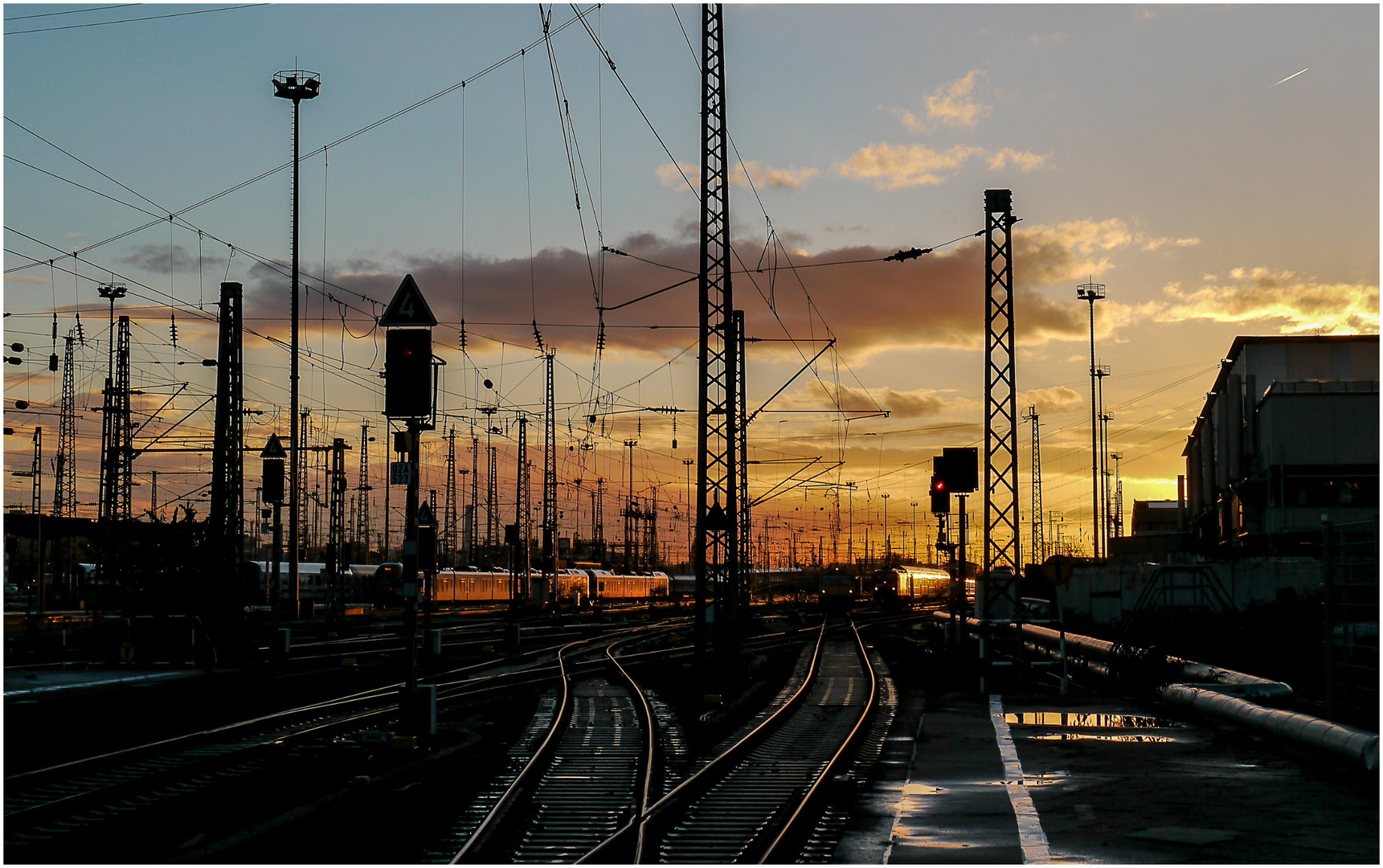 Am Bahnhof 