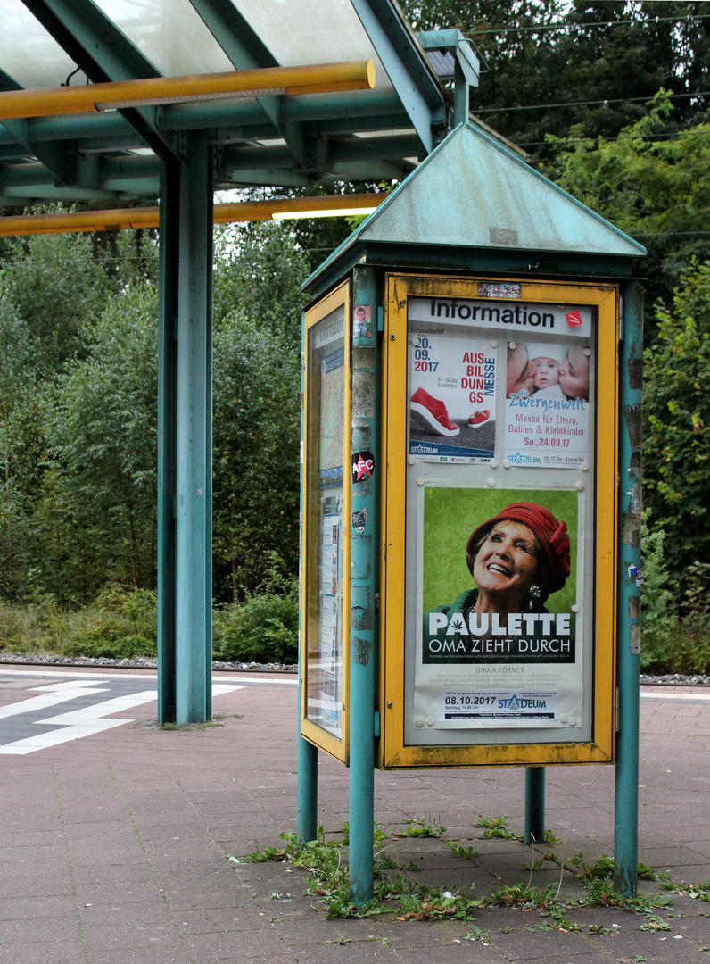 am Bahnhof in Stade ........