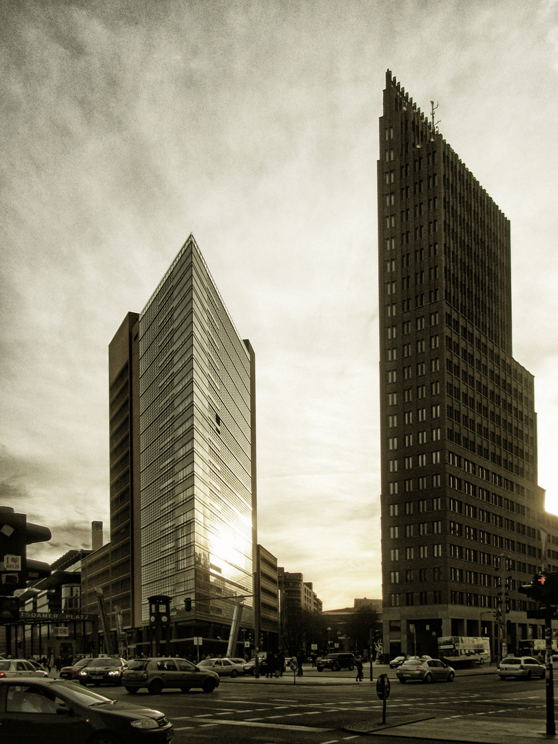 Am Bahnhof Potsdamer Platz