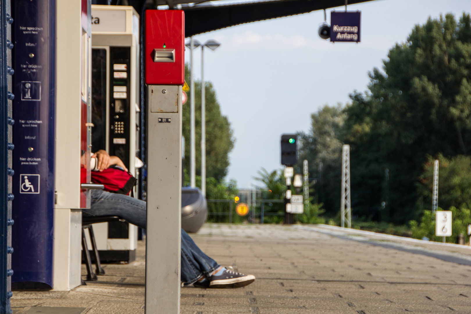 Am Bahnsteig