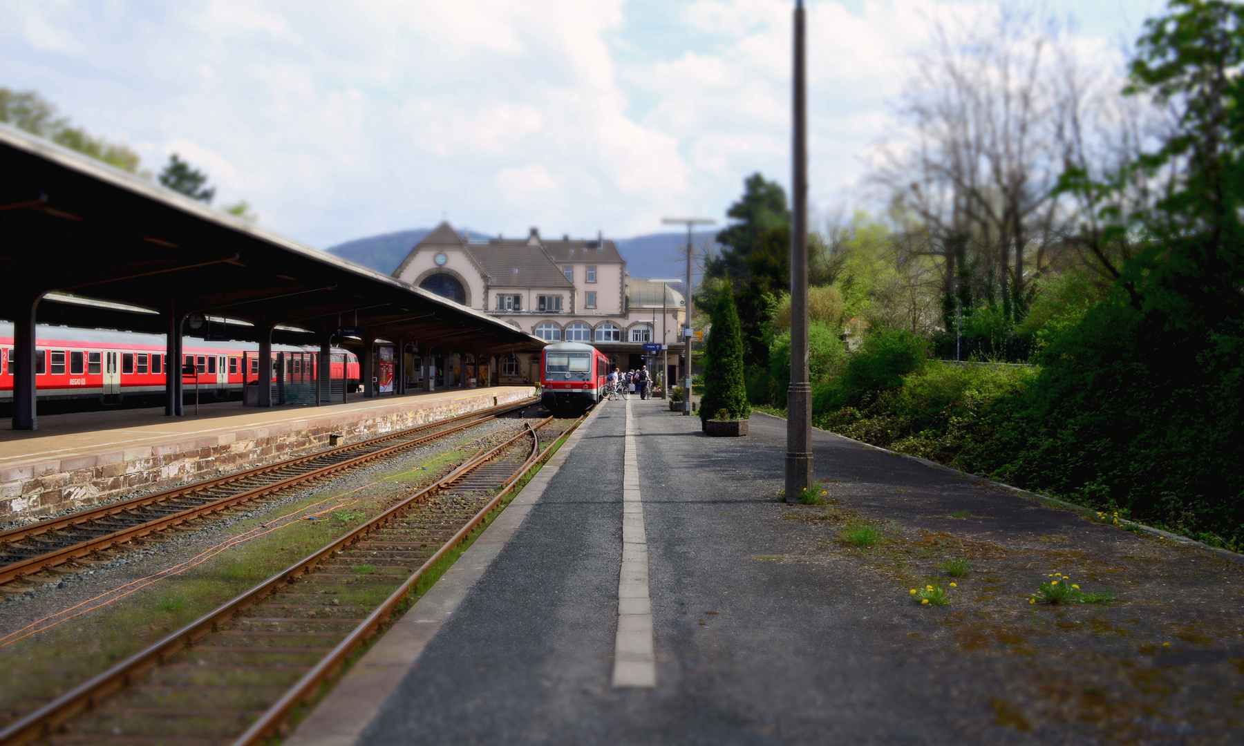 ~ am Bahnsteig ~