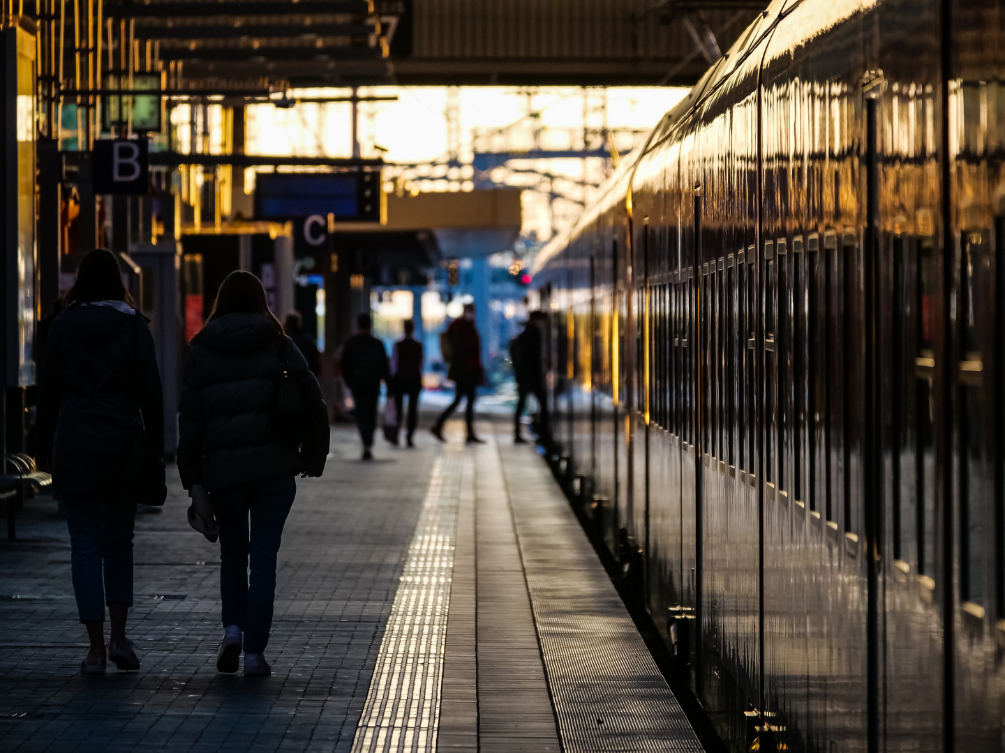 Am Bahnsteig