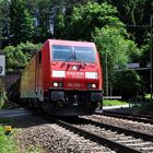 Am Bahnübergang ...