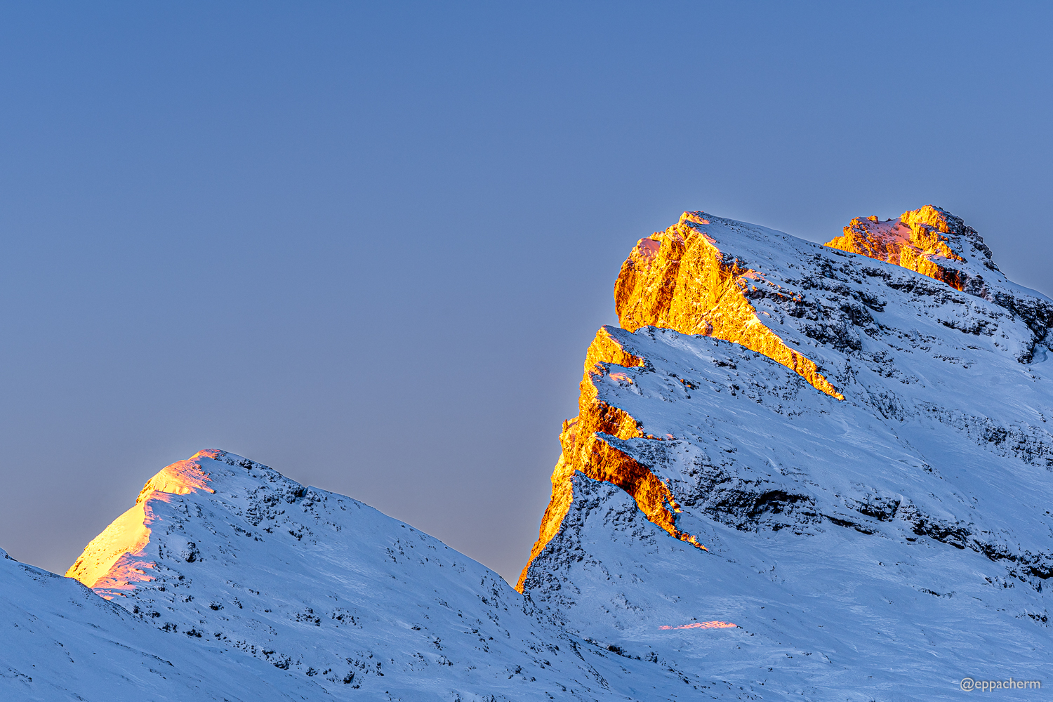 Am Bergkamm...