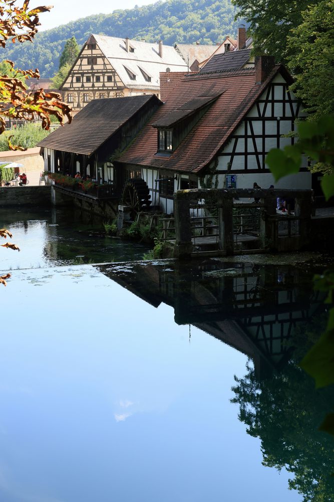 Am Blautopf in Blaubeuren Foto & Bild teich, kalk, blaubeuren Bilder