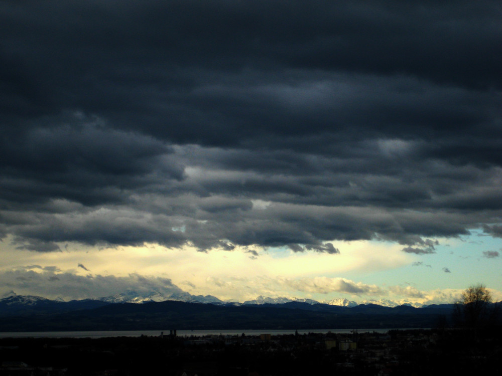 Am Bodensee kurz vorm großen Gewitter